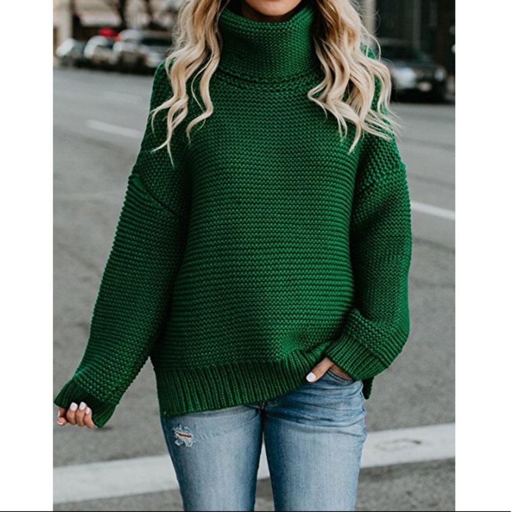 Evergreen turtleneck sweater